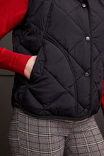 Load image into Gallery viewer, Quilted Puffer Vest - Black