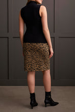 Load image into Gallery viewer, Sweater Tank - Black