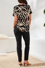 Load image into Gallery viewer, Printed Crew Neck Top with Ruching