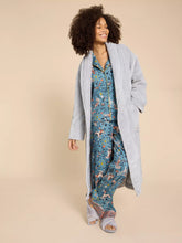Load image into Gallery viewer, Clover Cosy Robe - Light Grey