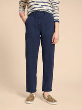 Load image into Gallery viewer, Twister Chino Trouser - Navy