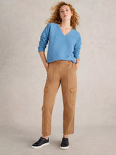Load image into Gallery viewer, Clover Cargo Trouser - Mid Tan