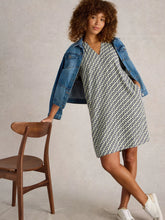 Load image into Gallery viewer, Lindsay Linen Dress