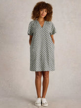 Load image into Gallery viewer, Lindsay Linen Dress