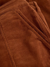 Load image into Gallery viewer, Twister Cord Trouser - Dark Tan