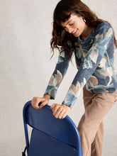 Load image into Gallery viewer, Jodie Printed Jumper - Navy Print
