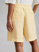 Load image into Gallery viewer, Belle Linen Short - Light Yellow
