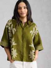 Load image into Gallery viewer, Cassie Linen Shirt - Green Print