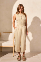Load image into Gallery viewer, Flowy Pleated Tulip Hem Pant
