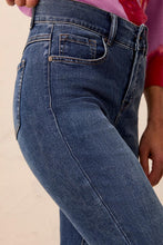 Load image into Gallery viewer, Sophia Straight Leg Jean 32" - Dark Vintage