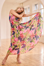 Load image into Gallery viewer, Plisse Maxi Dress - Floral Teaberry