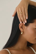 Load image into Gallery viewer, Antibes Earring - Gold