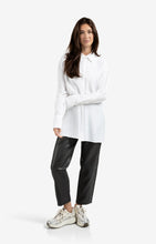 Load image into Gallery viewer, Long Blouse with Removable Collar & Cuffs - White