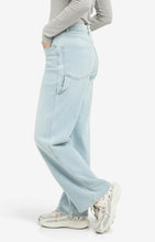 Load image into Gallery viewer, Loose Fit Wide Leg Jean