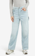Load image into Gallery viewer, Loose Fit Wide Leg Jean
