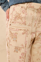 Load image into Gallery viewer, Audrey Carpenter Straight Leg Embroidered Jean