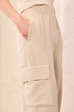 Load image into Gallery viewer, Waffle Knit Elastic Waist Cargo Pant - Sand Dune