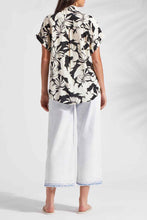Load image into Gallery viewer, Button Up Shirt - Wailea Print
