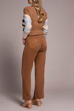 Load image into Gallery viewer, Comfort Stretch Wide Leg Pant - Walnut
