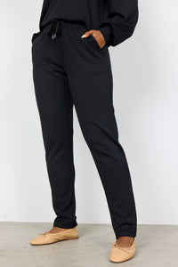 Banu Pant - Black