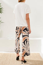 Load image into Gallery viewer, Collared Top - White
