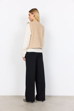 Load image into Gallery viewer, Bindi Vest - Sand
