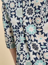 Load image into Gallery viewer, Blaire Linen Tunic - Navy Print
