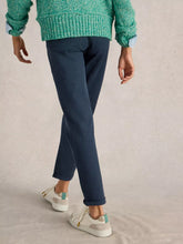 Load image into Gallery viewer, Twister Chino Trouser - Navy
