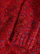 Load image into Gallery viewer, Textured V Neck Jumper - Red
