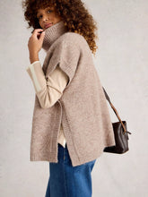 Load image into Gallery viewer, Diamond Stitch Poncho
