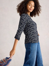 Load image into Gallery viewer, Annie Jersey Shirt - Navy Print
