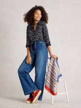 Load image into Gallery viewer, Annie Jersey Shirt - Navy Print

