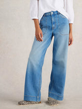 Load image into Gallery viewer, Tia Wide Leg Full Length Jean - Mid Denim

