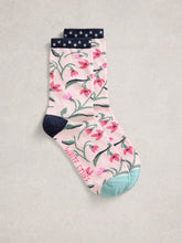 Load image into Gallery viewer, Floral Ankle Sock - Pink Multi
