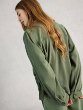 Load image into Gallery viewer, Demi Utility Cotton Jersey Jacket - Mid Green
