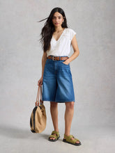 Load image into Gallery viewer, Fliss Floral Cotton Top
