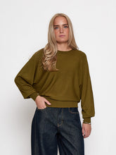 Load image into Gallery viewer, Dayna Batwing Sleeve - Green
