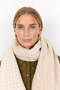 Vilhema Scarf