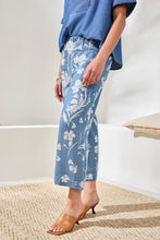 Load image into Gallery viewer, Flowy Crop Pant - Seaside Blue
