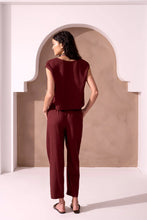 Load image into Gallery viewer, Boat Neck Cap Sleeve Linen Blend Top - Terra
