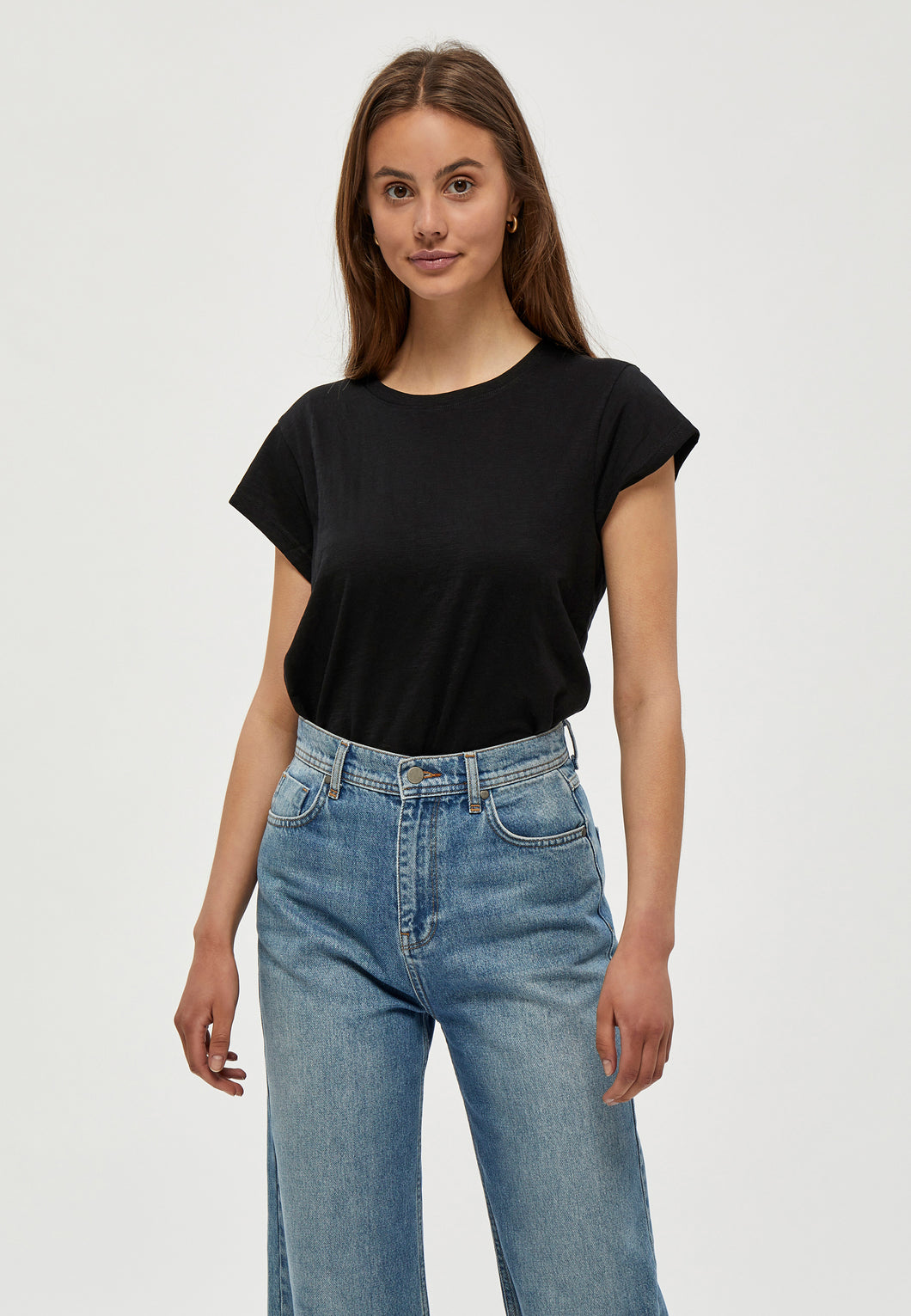 Leti T-Shirt - Black
