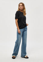 Load image into Gallery viewer, Cathy Organic Cotton Shirt - Black
