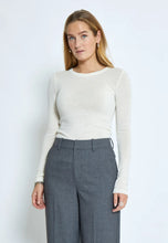 Load image into Gallery viewer, Cally 100% Wool Long Sleeve Top
