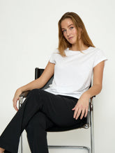 Load image into Gallery viewer, Leti T-Shirt - White

