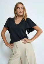 Load image into Gallery viewer, Rianne Shirt - Black
