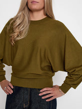 Load image into Gallery viewer, Dayna Batwing Sleeve - Green
