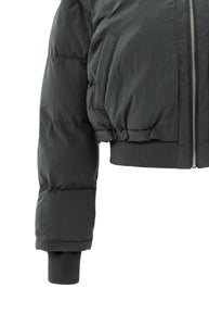 Cropped Puffer Jacket With Collar - Black