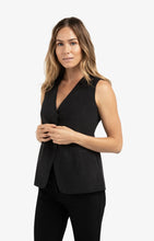 Load image into Gallery viewer, Fitted Gilet - Black
