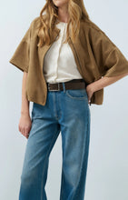 Load image into Gallery viewer, Knitted top with button detail - Off White
