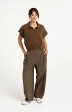 Load image into Gallery viewer, Knitted spencer with collar - Teak brown
